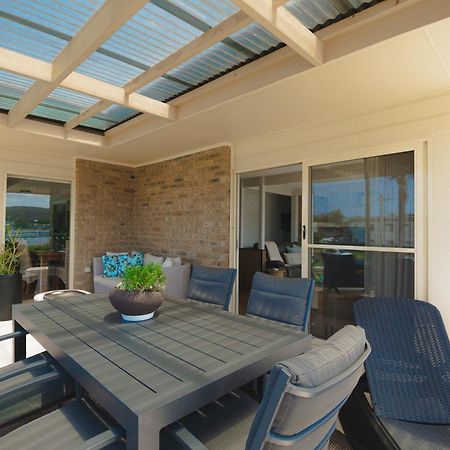 The Retreat Lakeside Merimbula Exterior photo
