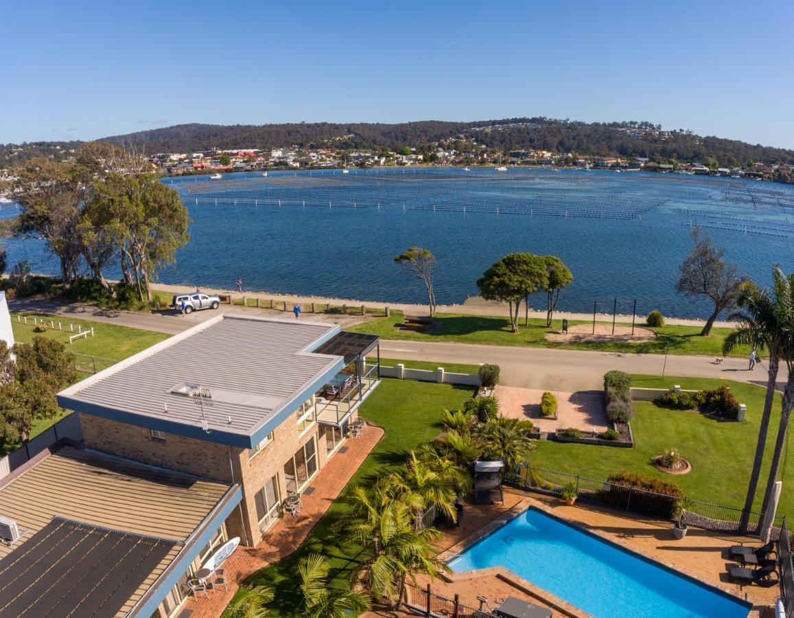 The Retreat Lakeside Merimbula Exterior photo
