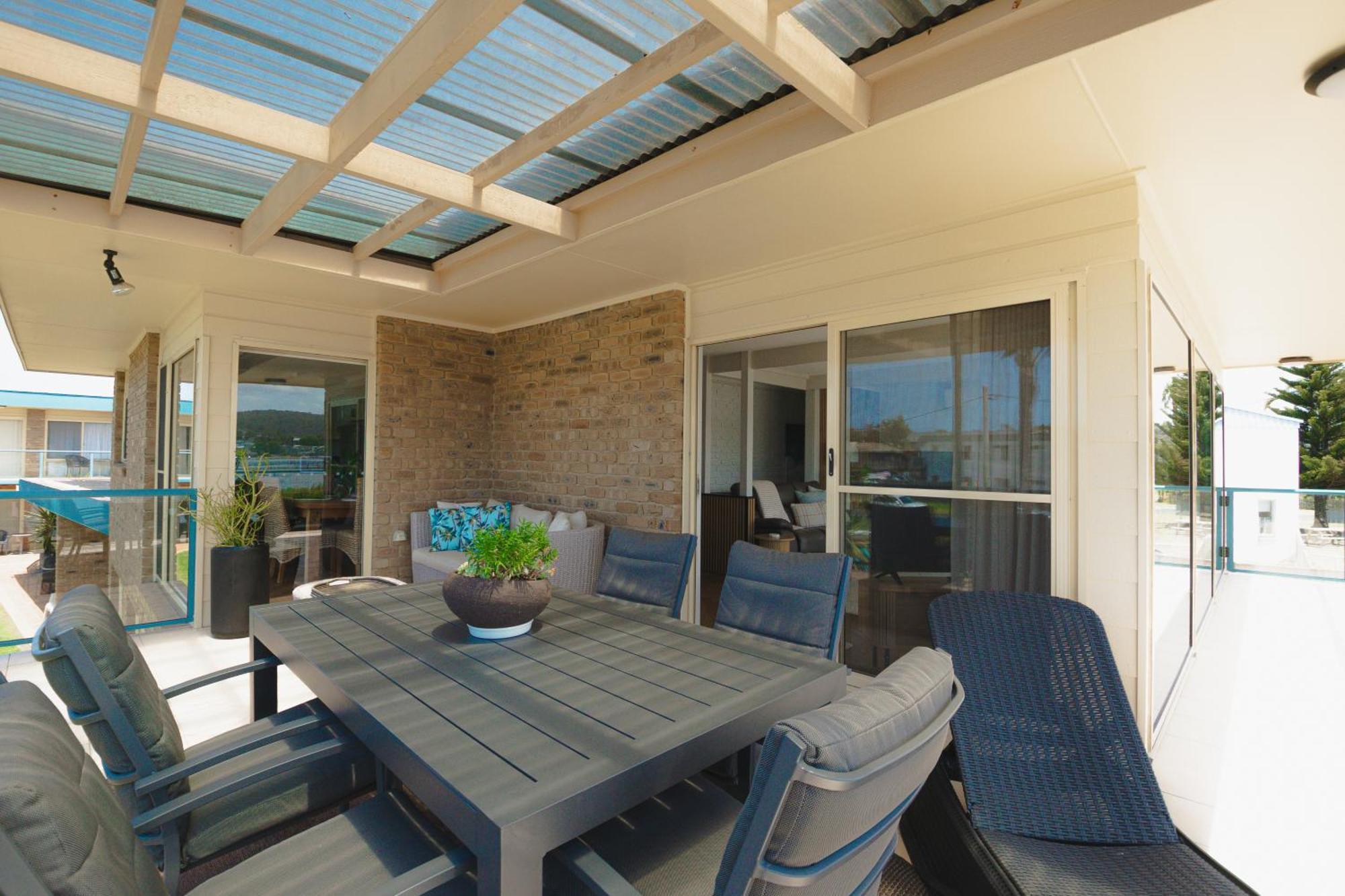 The Retreat Lakeside Merimbula Exterior photo